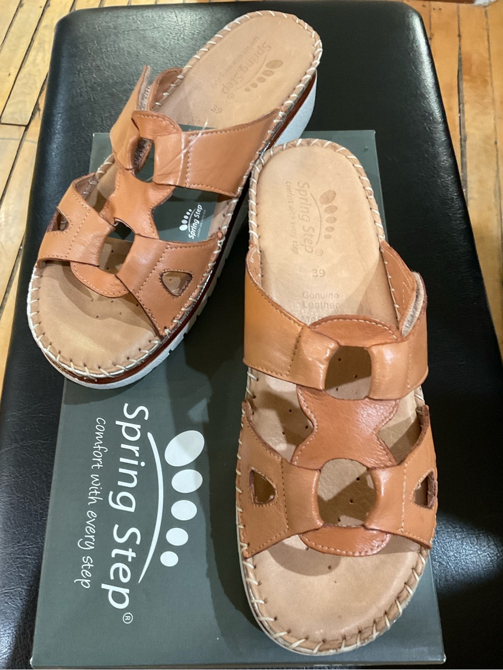 Spring Step- Montera Camel - Picture 2 of 2